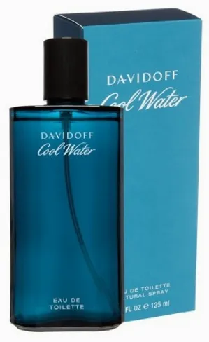 Davidoff Cool Water 향수와 케이스가 나란히 놓여 있는 사진